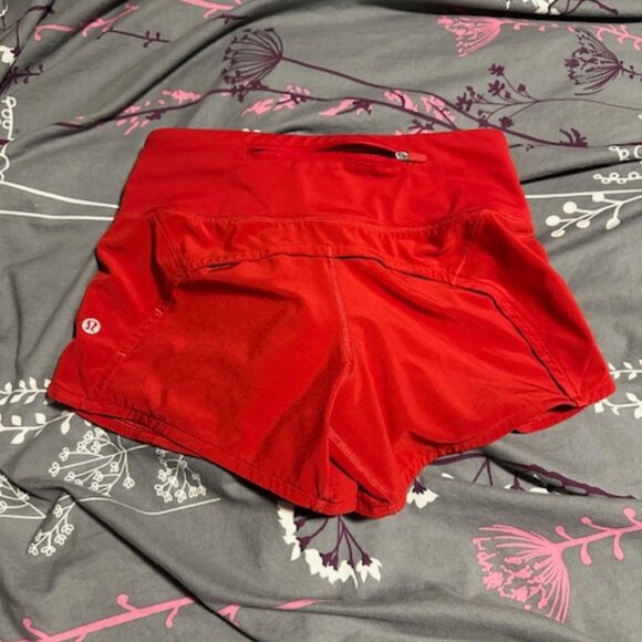 Lululemon High rise speed shorts size 2 - Picture 2 of 3